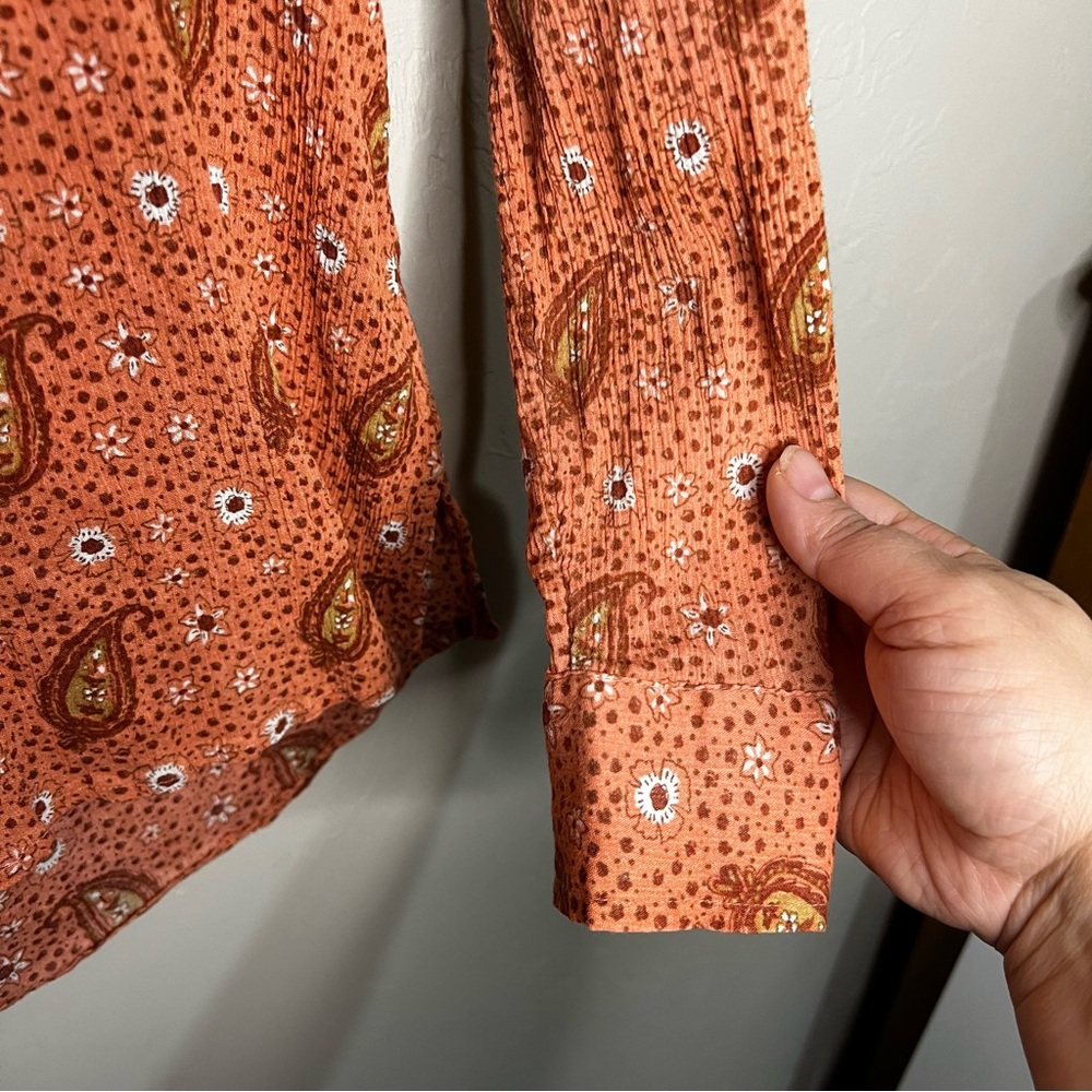 Carve‎ Designs Dylan Gauze Paisley Orange Long Sleeve Boho Top - Picture 5 of 9